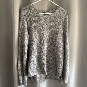 Tommy Hilfiger Knit Sweater, Ladies size Lg